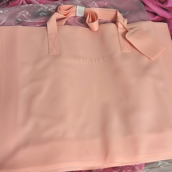 Huda Beauty Wishful Jelly Tote - Picture 1 of 8